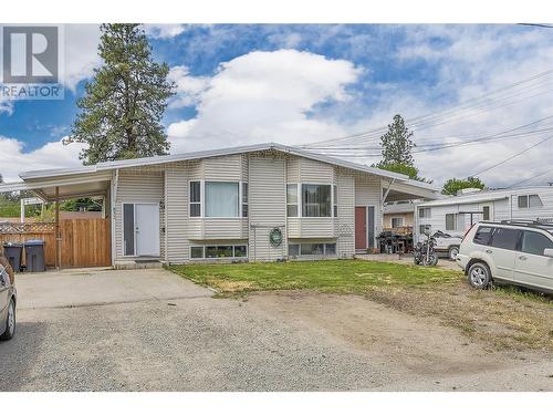 830/832 Irma Road, Kelowna, BC - Outdoor