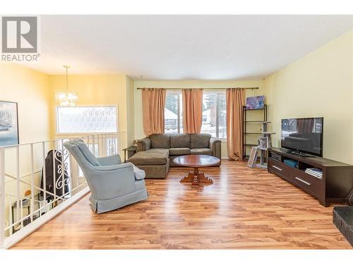 801 26 Street Se Lot# 1, Salmon Arm, BC - Indoor Photo Showing Living Room