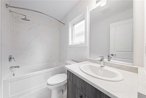 14 Broddy Avenue, Brantford, ON - Indoor Photo Showing Bathroom