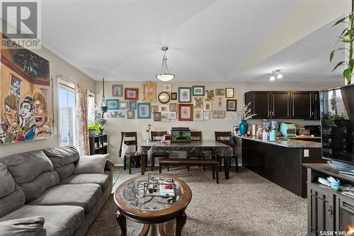 330 100 Chaparral Boulevard, Martensville, SK - Indoor Photo Showing Living Room