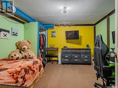 325 Birch Crescent, Saskatoon, SK - Indoor Photo Showing Bedroom