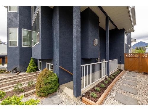 1504 Poplar Street, Golden, BC - Outdoor With Exterior