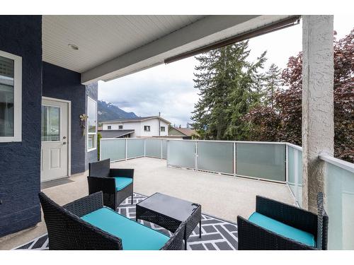 1504 Poplar Street, Golden, BC - Outdoor With Exterior