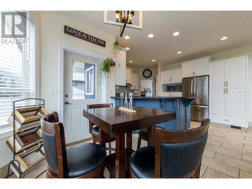 1504 Poplar Street, Golden, BC - Indoor Photo Showing Dining Room