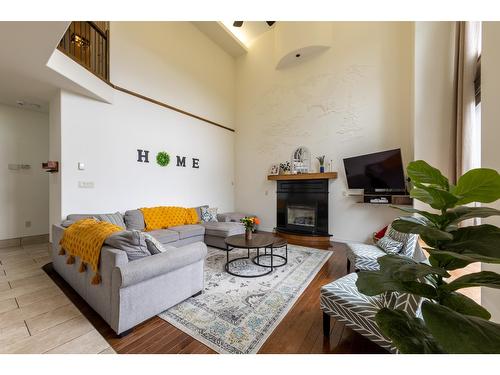 1504 Poplar Street, Golden, BC - Indoor Photo Showing Living Room With Fireplace