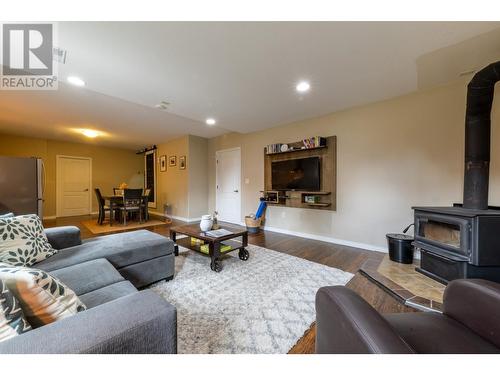 1504 Poplar Street, Golden, BC - Indoor Photo Showing Living Room With Fireplace