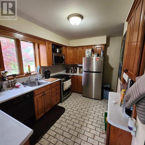 1274 2Nd Conc Road, Norfolk, ON - Indoor Photo Showing Kitchen