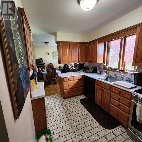 1274 2Nd Conc Road, Norfolk, ON - Indoor Photo Showing Kitchen