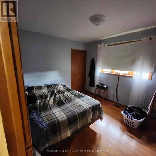 1274 2Nd Conc Road, Norfolk, ON - Indoor Photo Showing Bedroom