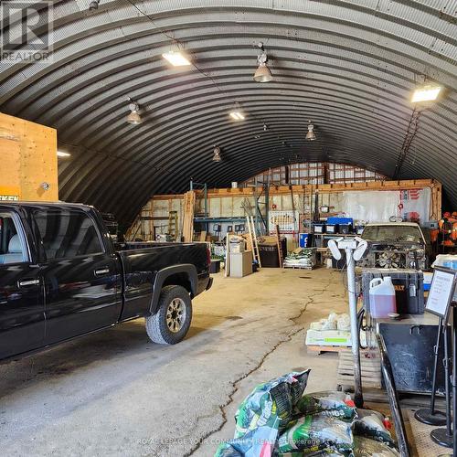 1274 2Nd Conc Road, Norfolk, ON - Indoor Photo Showing Garage