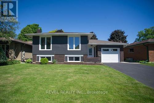 29 Ashgrove Avenue, Brantford, ON - Outdoor With Facade