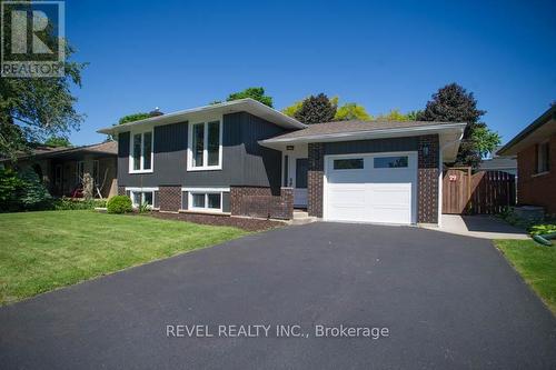 29 Ashgrove Avenue, Brantford, ON - Outdoor With Facade