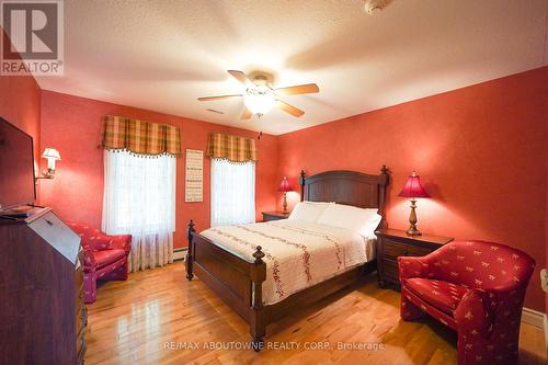 511 Charlotte Street, Niagara-On-The-Lake, ON - Indoor Photo Showing Bedroom