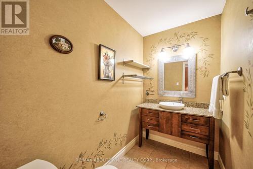 511 Charlotte Street, Niagara-On-The-Lake, ON - Indoor Photo Showing Bathroom