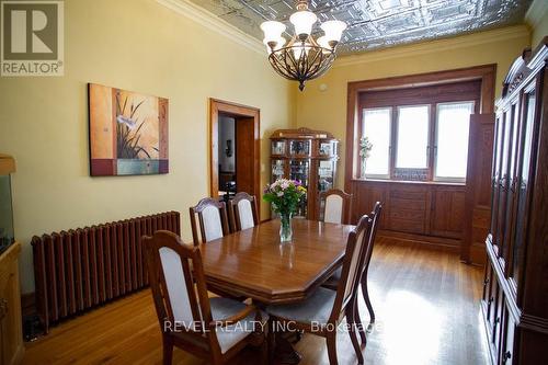 124 Norfolk Street S, Norfolk (Simcoe), ON - Indoor Photo Showing Dining Room