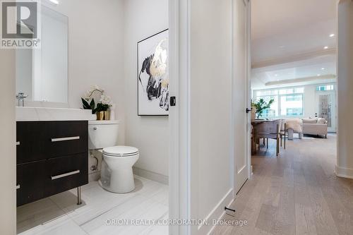 105 - 123 Maurice Drive, Oakville (Old Oakville), ON - Indoor Photo Showing Bathroom