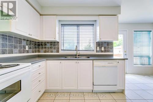5199 Thornburn Drive, Burlington, ON - Indoor Photo Showing Kitchen With Double Sink