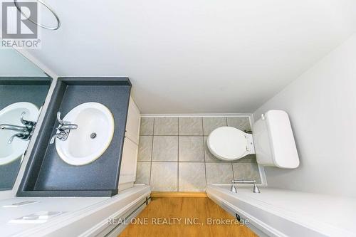5199 Thornburn Drive, Burlington, ON - Indoor Photo Showing Bathroom