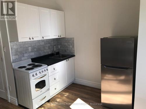 188 St Johns Road, Toronto (Junction Area), ON - Indoor Photo Showing Kitchen