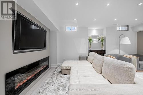 14 Cameo Court, Brampton, ON - Indoor With Fireplace