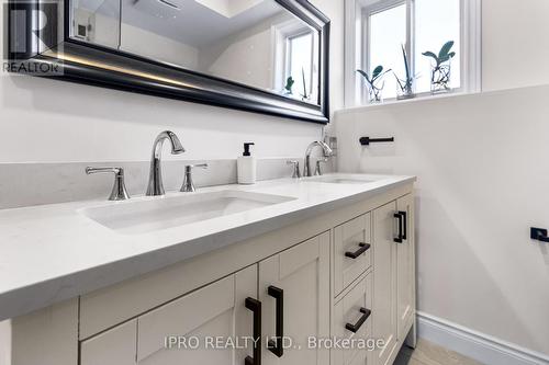 3256 Dominion Road, Fort Erie, ON - Indoor Photo Showing Bathroom