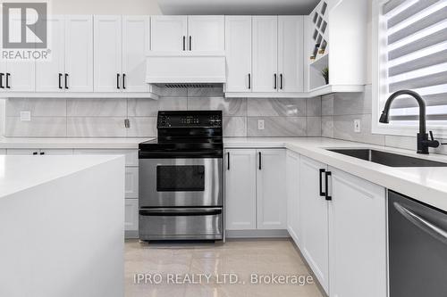 3256 Dominion Road, Fort Erie, ON - Indoor Photo Showing Kitchen