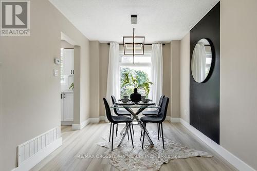 987 Garden Avenue, Innisfil, ON - Indoor Photo Showing Dining Room