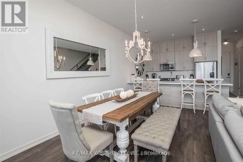 3795 Riva Avenue, Innisfil, ON - Indoor Photo Showing Dining Room