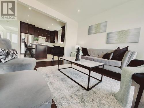 414 Rivertrail Avenue, Kitchener, ON - Indoor Photo Showing Living Room