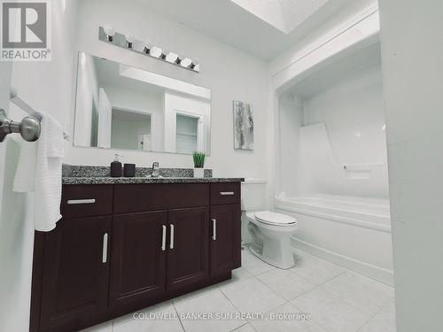 414 Rivertrail Avenue, Kitchener, ON - Indoor Photo Showing Bathroom