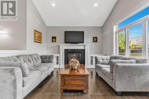 16 Gaiser Road, Welland, ON - Indoor Photo Showing Living Room With Fireplace