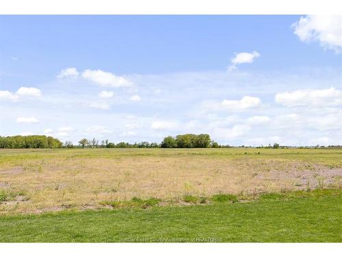 605 Road 11, Kingsville, ON 