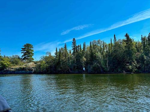 8 Brule Point, S Of Keewatin, ON 