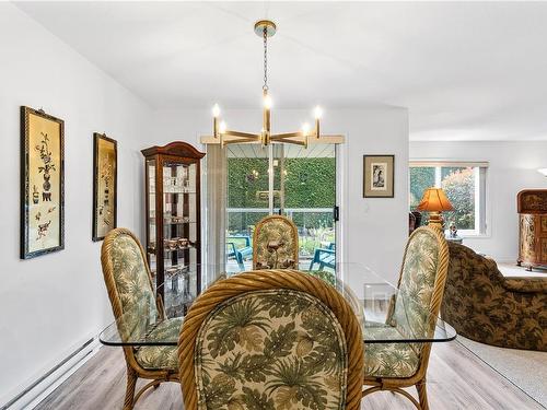 107-134 Fifth Ave, Qualicum Beach, BC - Indoor Photo Showing Dining Room