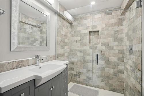1180 Field Drive, Milton, ON - Indoor Photo Showing Bathroom