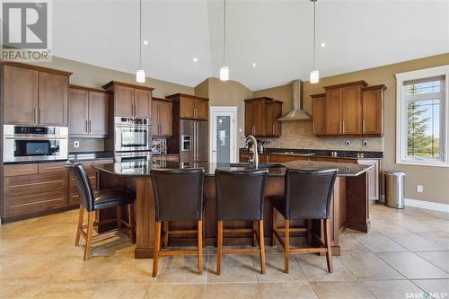 35 Sunrise Drive, Blackstrap Skyview, SK - Indoor Photo Showing Kitchen With Upgraded Kitchen