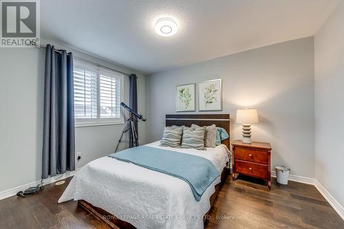 5488 Tenth Line W, Mississauga, ON - Indoor Photo Showing Bedroom
