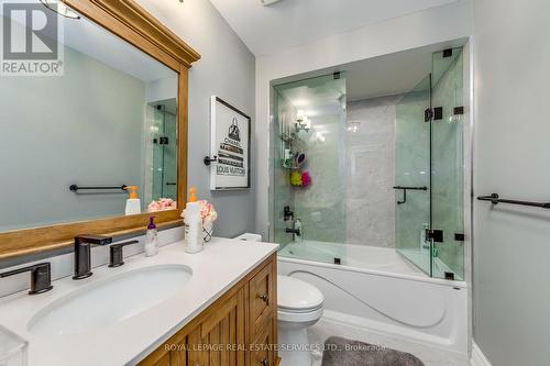 5488 Tenth Line W, Mississauga, ON - Indoor Photo Showing Bathroom