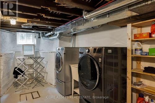 200 Argyle Street, Toronto, ON - Indoor Photo Showing Laundry Room