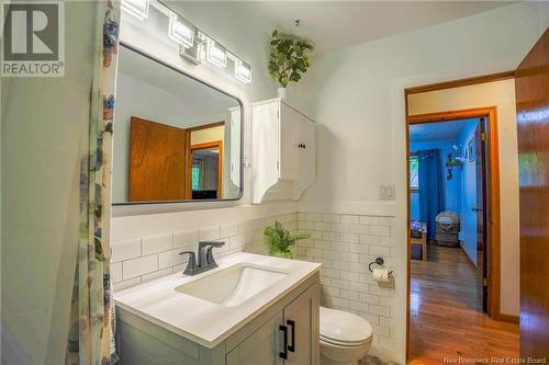 23 Birch Cres, Fredericton, NB - Indoor Photo Showing Bathroom