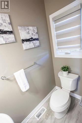 11 Bowman Crescent, Thorold, ON - Indoor Photo Showing Bathroom