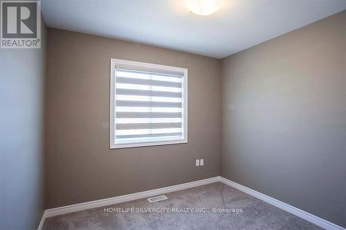 11 Bowman Crescent, Thorold, ON - Indoor Photo Showing Other Room