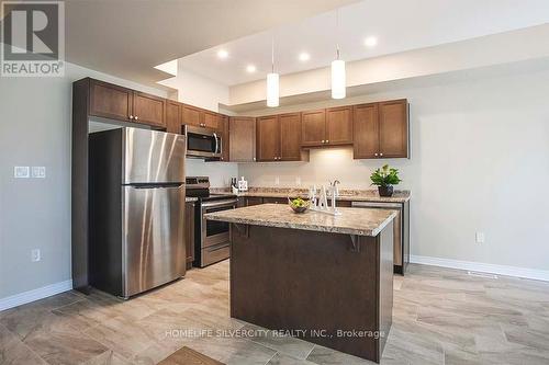 11 Bowman Crescent, Thorold, ON - Indoor Photo Showing Kitchen