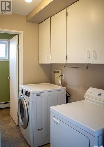 402 Main Street, St. Brieux, SK - Indoor Photo Showing Laundry Room