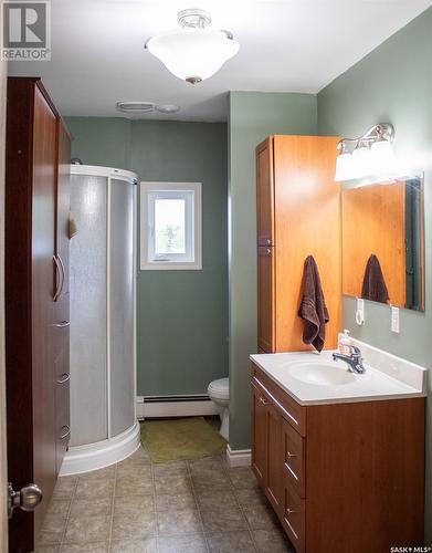 402 Main Street, St. Brieux, SK - Indoor Photo Showing Bathroom