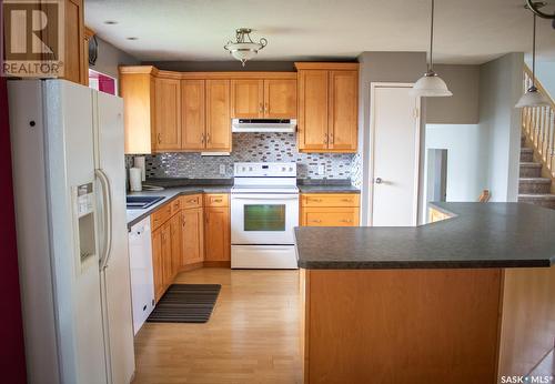 402 Main Street, St. Brieux, SK - Indoor Photo Showing Kitchen