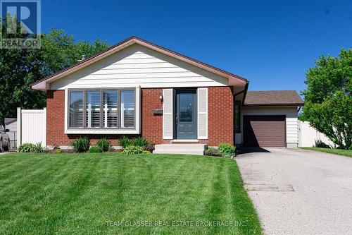 2 Greenfield Court, London, ON - Outdoor