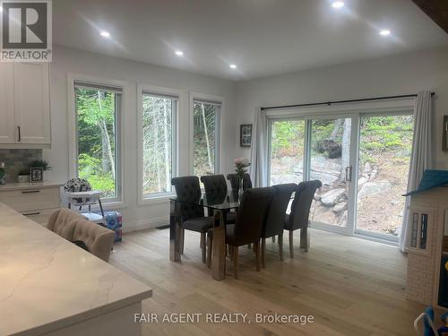 257 Highway 124, Mcdougall, ON - Indoor Photo Showing Dining Room