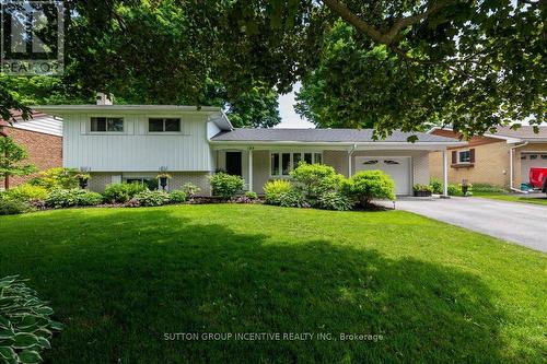 125 Gerald Avenue, Orillia, ON - Outdoor With Facade