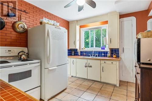 43 Shirley Ave, Moncton, NB - Indoor Photo Showing Kitchen